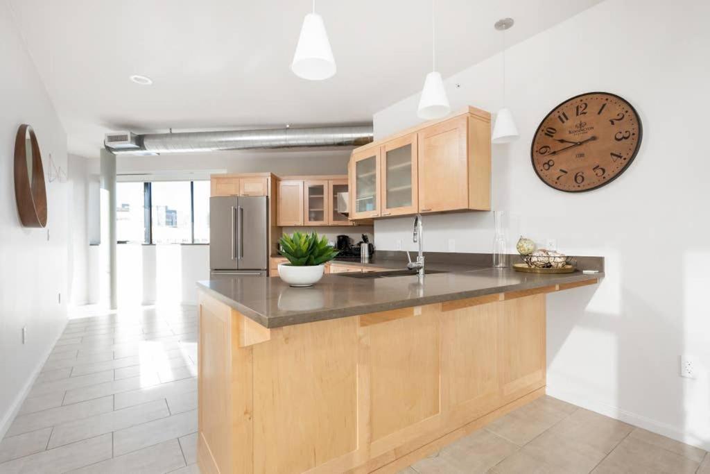 Upscale 3Br Penthouse By Cozysuites Ινδιανάπολη Εξωτερικό φωτογραφία