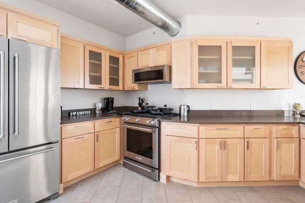 Upscale 3Br Penthouse By Cozysuites Ινδιανάπολη Εξωτερικό φωτογραφία